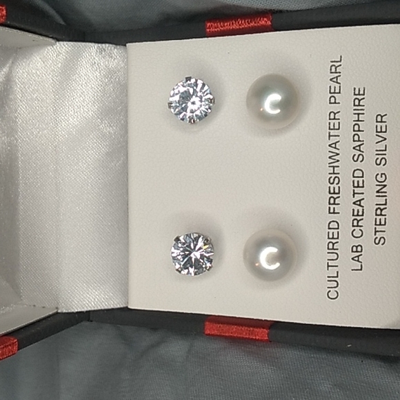 Cultured Freshwater Pearl and Sapphire earrings in sterling silver. - Picture 2 of 4